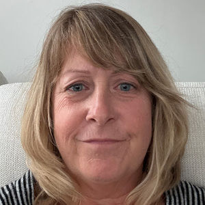 Meet your Posher, Joy